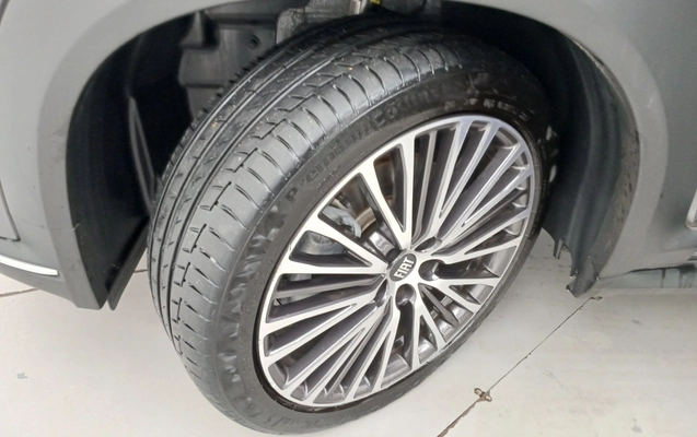imagem-https://www.socarrao.com.br/sc-vehicle-images-prod/3992750/1789991104726-1_084456.jpg