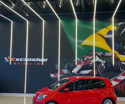 Volkswagen Up! 2016 Vermelho — foto 1 de 3