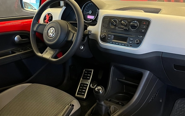 imagem-https://www.socarrao.com.br/sc-vehicle-images-prod/3993454/1789992889804-23bdf4e2-d0cf-4139-b5bb-845606de552f.jpg