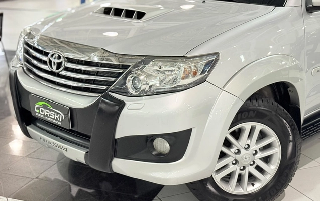 imagem-https://www.socarrao.com.br/sc-vehicle-images-prod/3993511/1789993132867-ZTY4OGUwNGQtZDI0Ny00N2IyLTlhZGYtZDM2N2E1MWRlZGUxLmpwZWc.jpeg