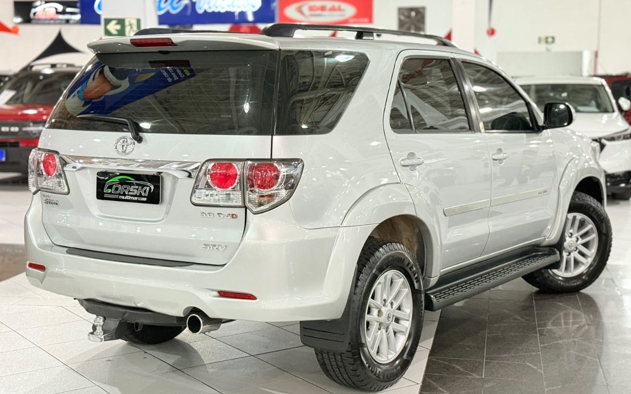 imagem-https://www.socarrao.com.br/sc-vehicle-images-prod/3993511/1789993133031-NGE1NjU3YzMtNzhiMC00ODViLTkyNDgtZmI1ZDI1OTI5MTQwLmpwZWc.jpeg