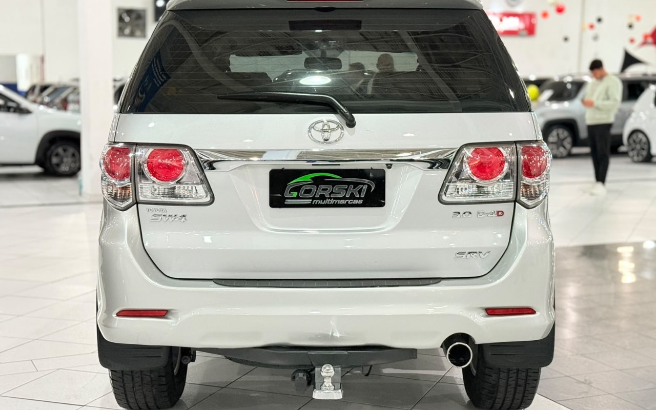 imagem-https://www.socarrao.com.br/sc-vehicle-images-prod/3993511/1789993133086-YTMwZGVhNjEtYTdlNC00NDEyLWE1NmItZmQ2ZThjY2MxYWNjLmpwZWc.jpeg