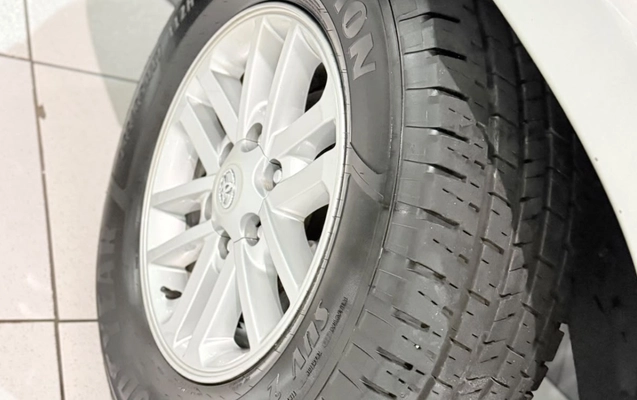 imagem-https://www.socarrao.com.br/sc-vehicle-images-prod/3993511/1789993134082-OTk2MTc3OWYtZWYyNy00Mzc0LWEyNjEtMjM0YzVkMDQ0ZWNlLmpwZWc.jpeg