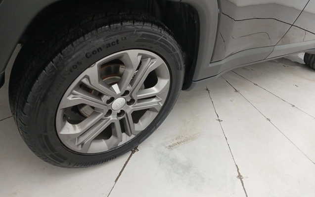 imagem-https://www.socarrao.com.br/sc-vehicle-images-prod/3993523/1789993163934-2_025129.jpg