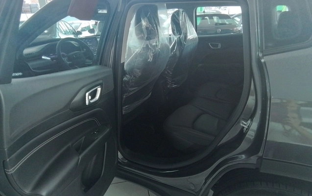 imagem-https://www.socarrao.com.br/sc-vehicle-images-prod/3993585/1789993414801-1_112453.jpg