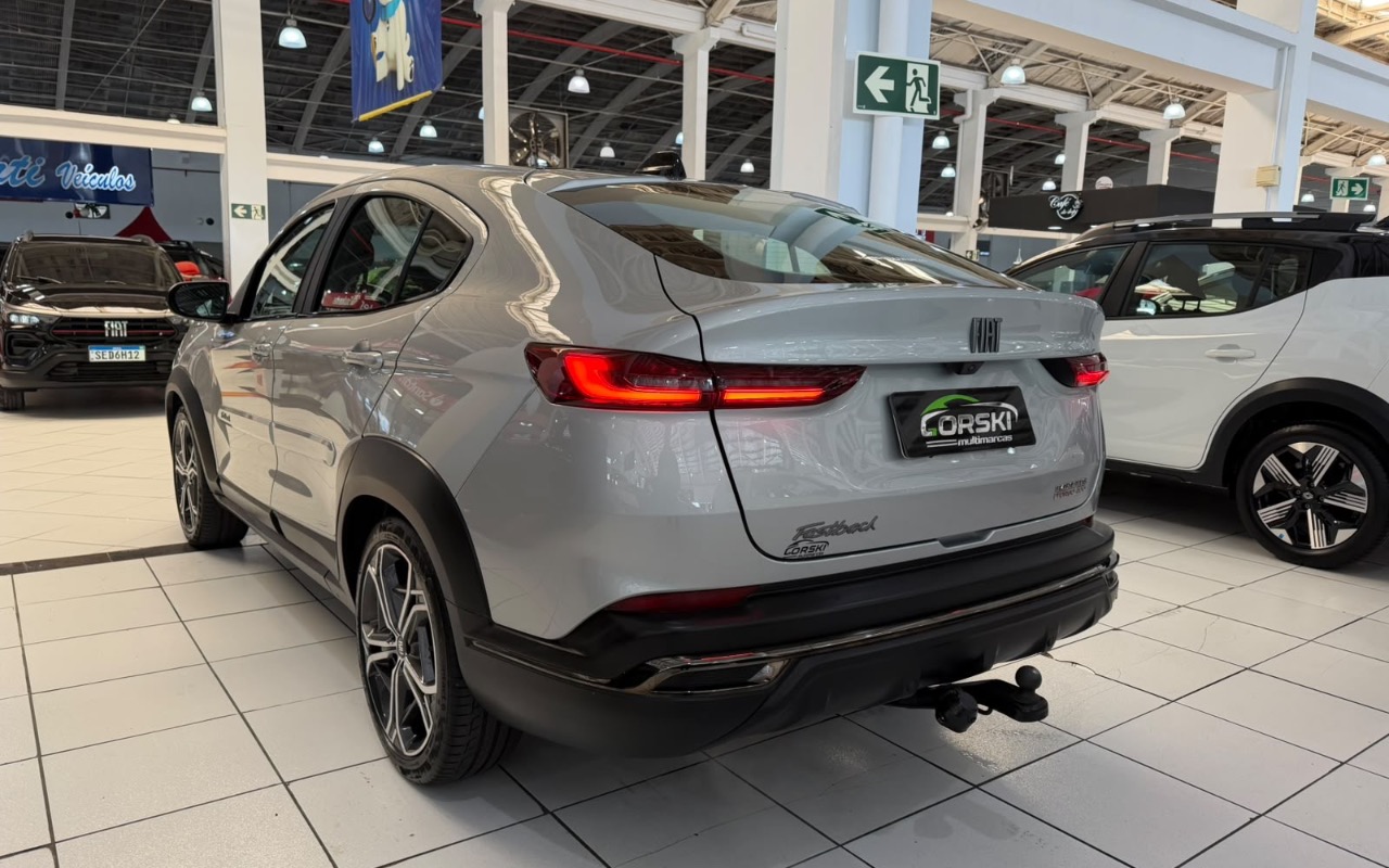 imagem-https://www.socarrao.com.br/sc-vehicle-images-prod/3993590/1789993440855-ZDNkYWRkYzItZTBkNy00OWVmLWIxZDgtMWU1ZWIzN2FhNjQxLmpwZWc.jpeg