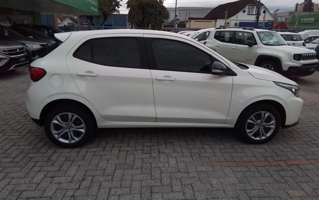 imagem-https://www.socarrao.com.br/sc-vehicle-images-prod/3993630/1789993596520-1_094343.jpg