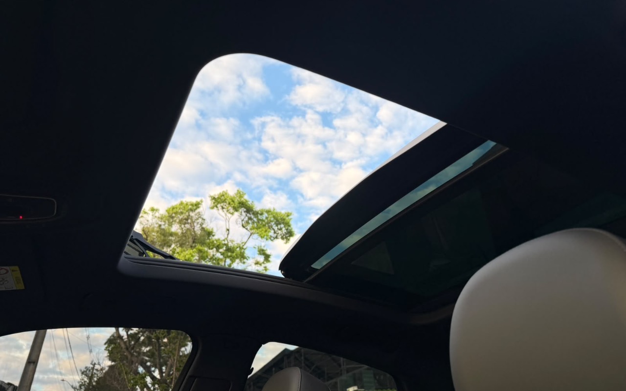 imagem-https://www.socarrao.com.br/sc-vehicle-images-prod/3993661/1789993690329-NGJjOWQxNzItMjdkZC00Y2RhLTg0YmMtNzE2YmVkODU2OTdiLmpwZWc.jpeg