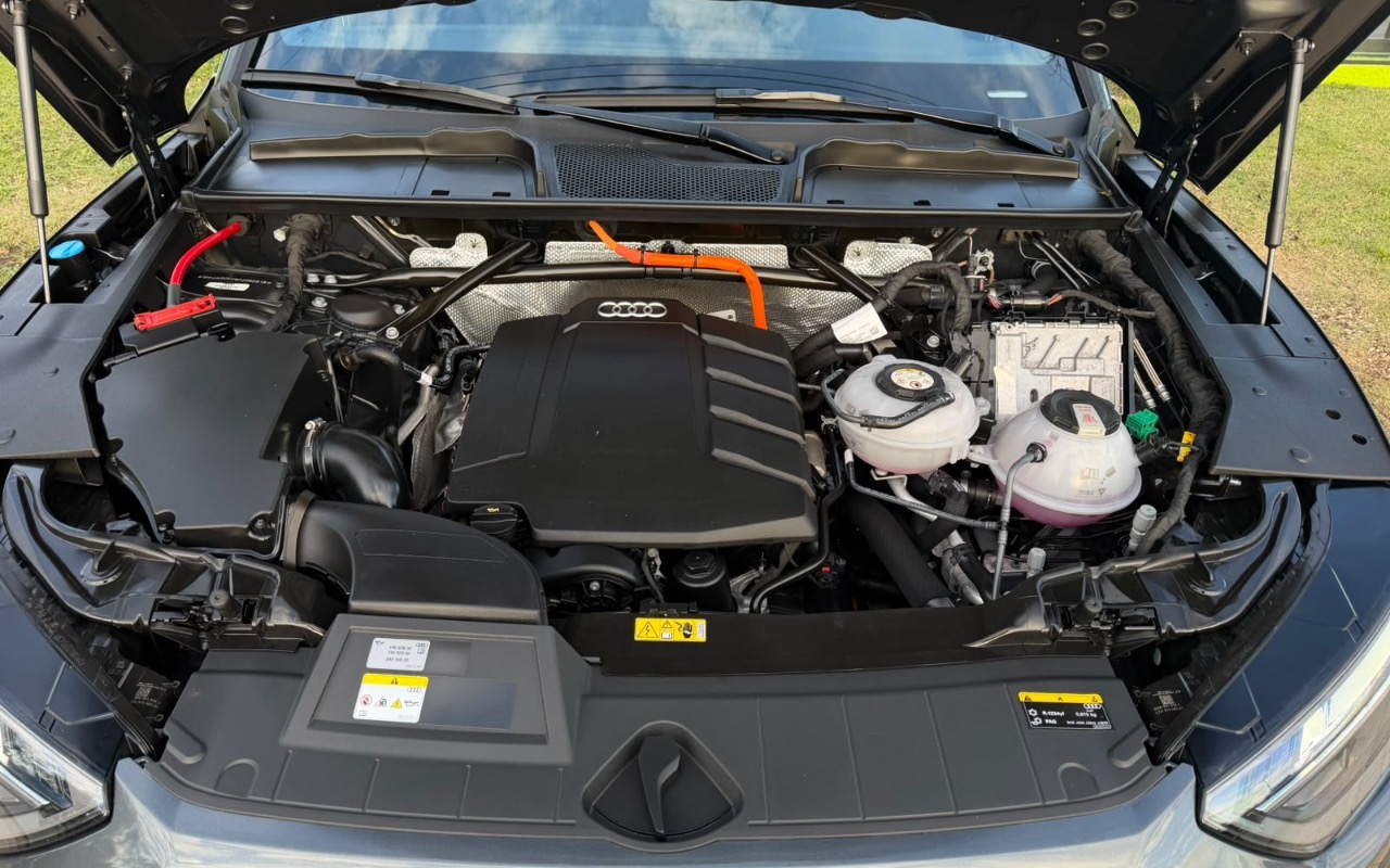 imagem-https://www.socarrao.com.br/sc-vehicle-images-prod/3993661/1789993690804-OTA2ZTY3NjItOWY3YS00N2IxLTg1YWYtMDNkNjY3ODE1ZTcwLmpwZWc.jpeg
