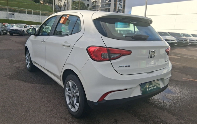 imagem-https://www.socarrao.com.br/sc-vehicle-images-prod/3993684/1789993761015-1_031239.jpg