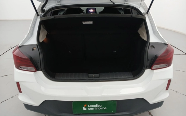 imagem-https://www.socarrao.com.br/sc-vehicle-images-prod/3993739/1789993897537-1_040612.jpg