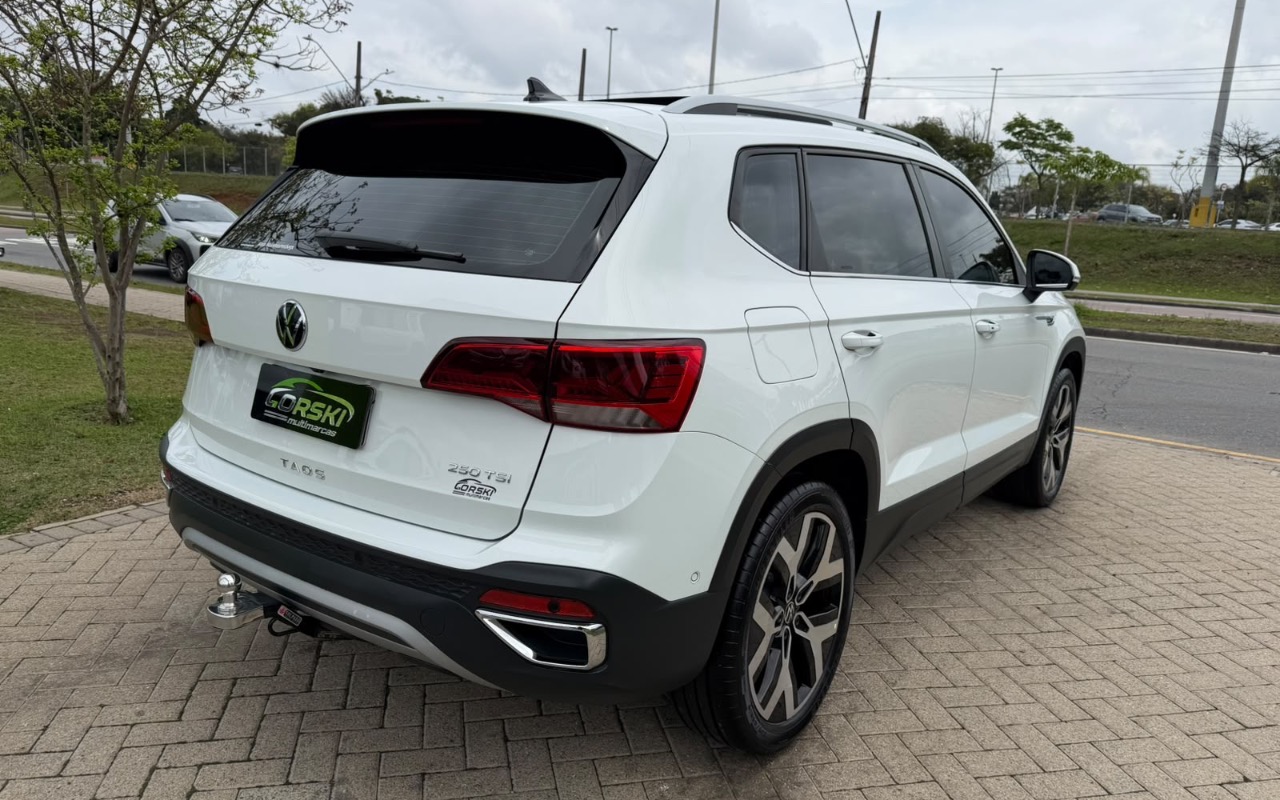 imagem-https://www.socarrao.com.br/sc-vehicle-images-prod/3993840/1789994072352-NmE2ZWMzYmMtZWIyMy00NzI4LWJkNjUtNDc4MTk5YzE3NzZiLmpwZWc.jpeg