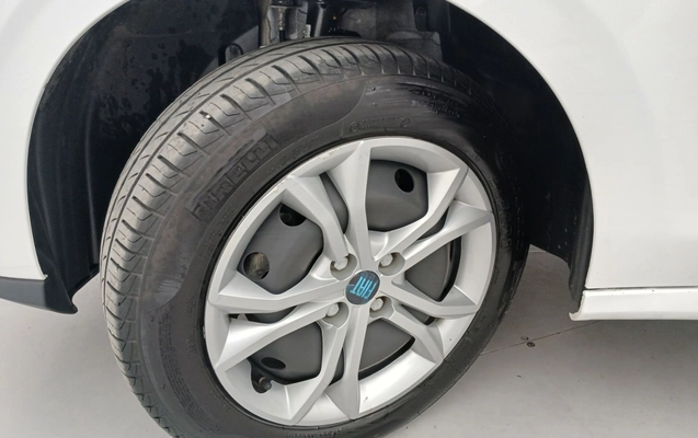 imagem-https://www.socarrao.com.br/sc-vehicle-images-prod/3993958/1789994347543-2_123701.jpg