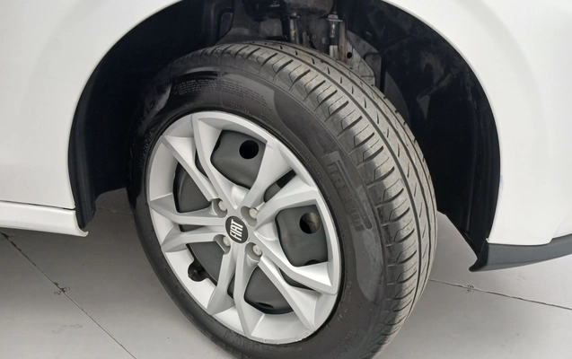 imagem-https://www.socarrao.com.br/sc-vehicle-images-prod/3993958/1789994347546-2_123702.jpg