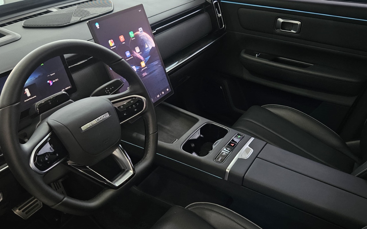 imagem-https://www.socarrao.com.br/sc-vehicle-images-prod/3993996/1789994464674-MzRkNjkxOTMtZjE1MC00OWNmLTg3N2UtZmYyMDgzZDMyNGZhLmpwZWc.jpeg