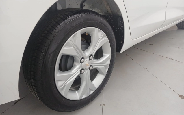 imagem-https://www.socarrao.com.br/sc-vehicle-images-prod/3993997/1789994463709-1_092028.jpg