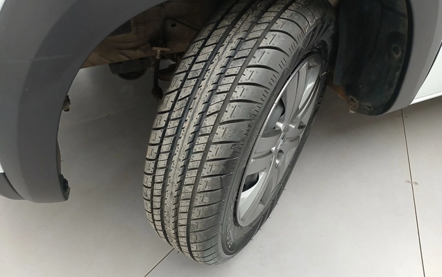 imagem-https://www.socarrao.com.br/sc-vehicle-images-prod/3994083/1789994806211-1_020651.jpg
