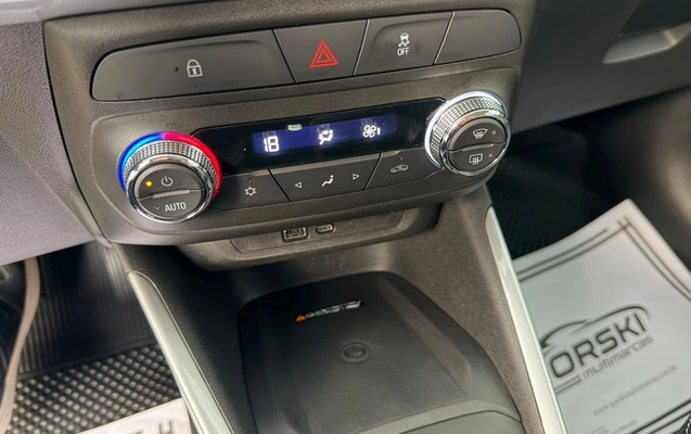 imagem-https://www.socarrao.com.br/sc-vehicle-images-prod/3994112/1789994862990-YzZjODQ5ZDUtM2U0OC00ZWE0LThjZTYtOTBiY2I3MThlODEwLmpwZWc.jpeg