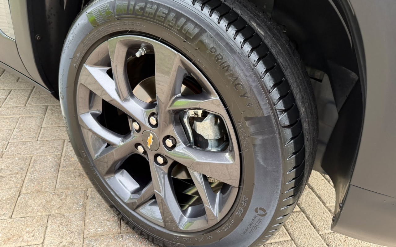 imagem-https://www.socarrao.com.br/sc-vehicle-images-prod/3994112/1789994863646-OTljODAwODQtMDJiMy00MGE2LTg5ZDEtMTM1ZTM5Y2FkYjY0LmpwZWc.jpeg