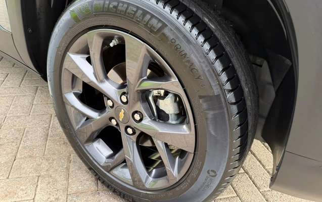 imagem-https://www.socarrao.com.br/sc-vehicle-images-prod/3994112/1789994863646-OTljODAwODQtMDJiMy00MGE2LTg5ZDEtMTM1ZTM5Y2FkYjY0LmpwZWc.jpeg
