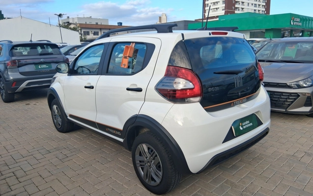 imagem-https://www.socarrao.com.br/sc-vehicle-images-prod/3994130/1789994916386-1_044424.jpg