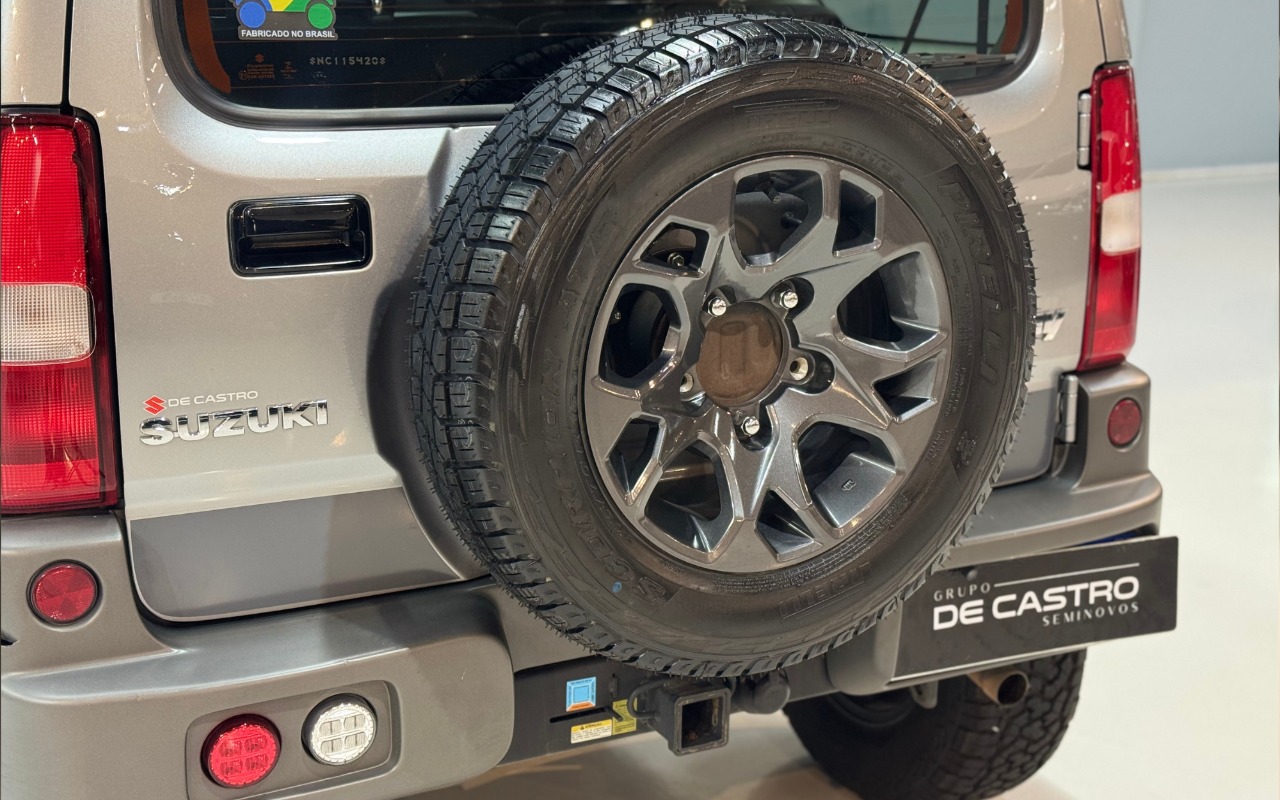 imagem-https://www.socarrao.com.br/sc-vehicle-images-prod/3994141/1789994947737-U1VaVUtJIEpJTU5ZIDRTUE9SVCAtIDIwMjIgLSBQUkFUQSAtIFJITDFHODEgKDIzKS5wbmc.png