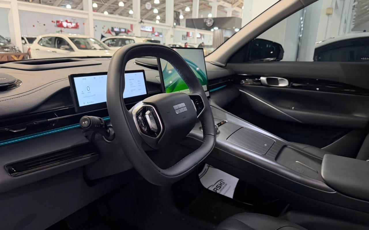 imagem-https://www.socarrao.com.br/sc-vehicle-images-prod/3994267/1789995165301-ZjcyOWMzYTItY2VlNy00YWFjLTk2YzEtZDE4NDU5OTBkNWVkLmpwZWc.jpeg
