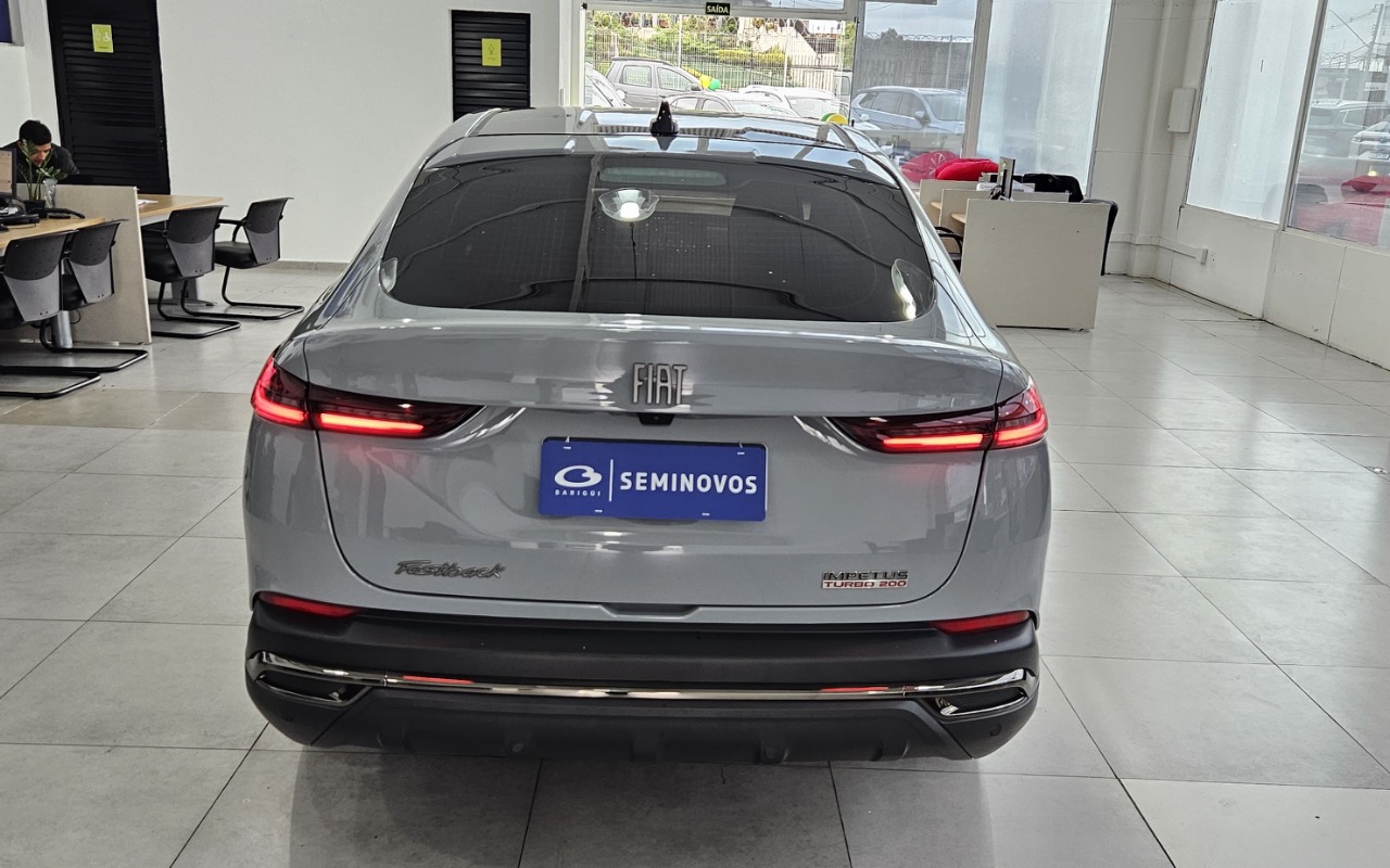 imagem-https://www.socarrao.com.br/sc-vehicle-images-prod/3994327/1789995286523-YWY0NGQ2YWEtZDM2OC00MWFhLTgwNDMtOWU5Zjc0ZDkzM2Q1LmpwZWc.jpeg