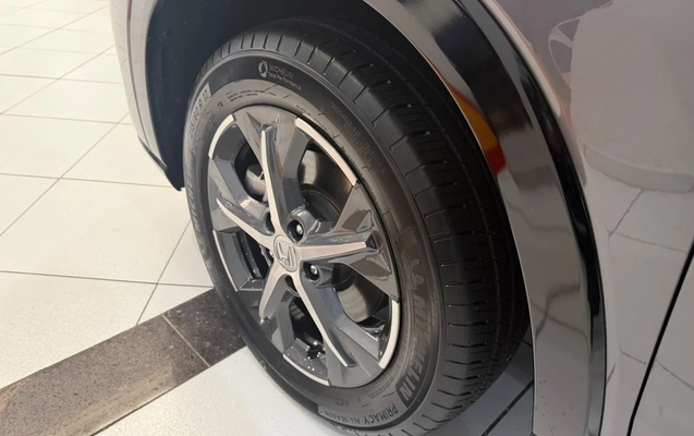 imagem-https://www.socarrao.com.br/sc-vehicle-images-prod/3994379/1789995502315-MDM1YWU4NzEtOTZmYy00NTE1LThkM2YtOTFlN2RlZThkZWI1LmpwZWc.jpeg