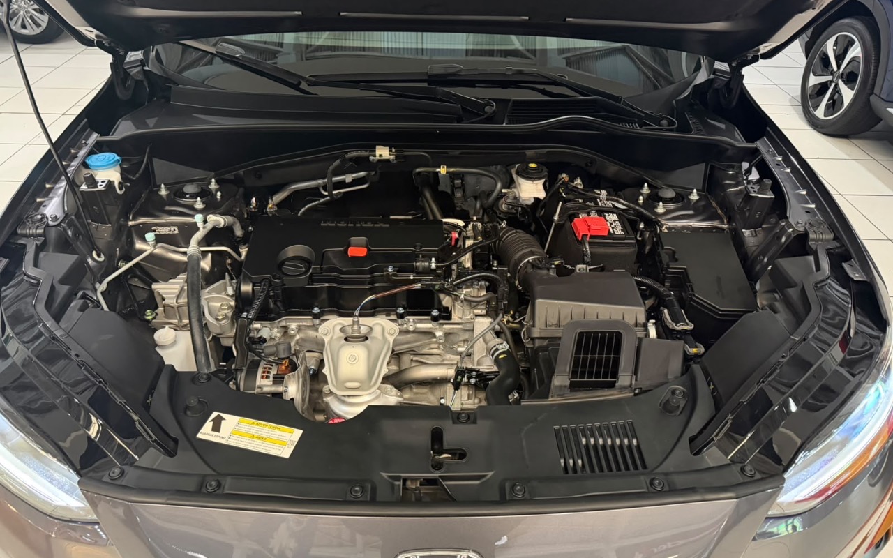 imagem-https://www.socarrao.com.br/sc-vehicle-images-prod/3994379/1789995502411-OTY3YTZkMjAtYWY2ZC00NjkzLTlkOWUtZTU4NDdkNzM5OGE1LmpwZWc.jpeg
