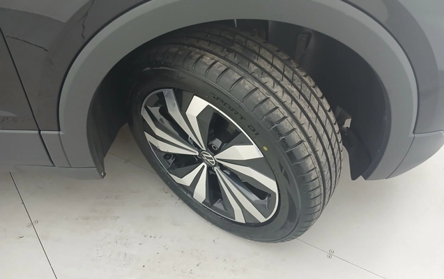 imagem-https://www.socarrao.com.br/sc-vehicle-images-prod/3994439/1789995635361-1_054001.jpg