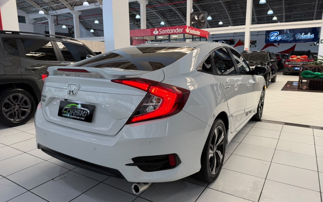 imagem-https://www.socarrao.com.br/sc-vehicle-images-prod/3994475/1789995800851-YjE1NWRmMzktMzQ1OS00ODRkLTg0ZWItNWMzMDRjMmQxMjVjLmpwZWc.jpeg