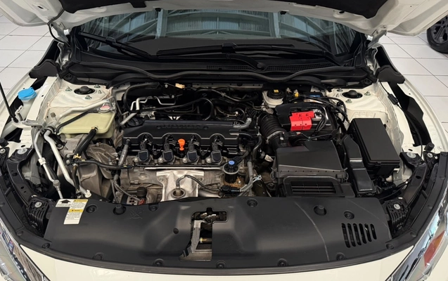 imagem-https://www.socarrao.com.br/sc-vehicle-images-prod/3994475/1789995802014-YWE2OGI1NGEtNDM2My00NWRhLWFiZmItNzU1N2U3Y2JiMzk4LmpwZWc.jpeg