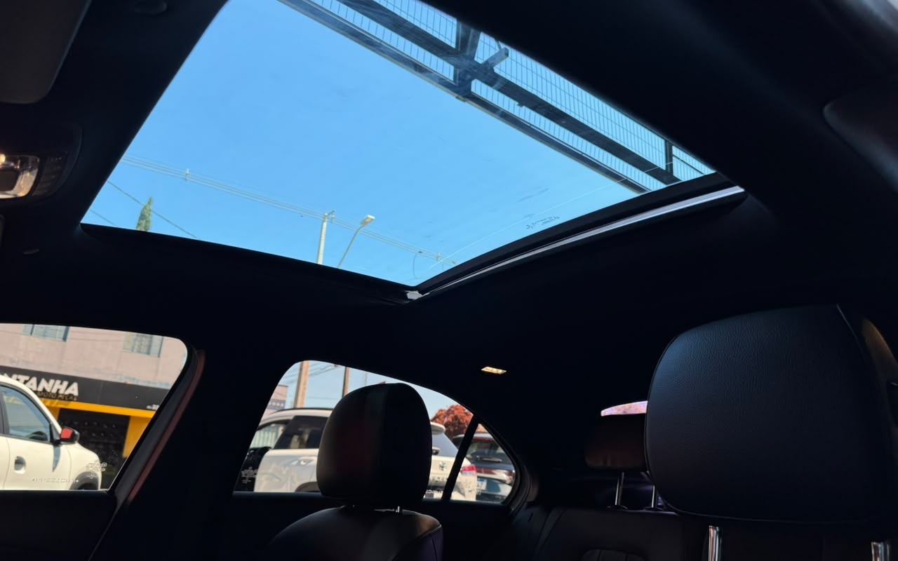 imagem-https://www.socarrao.com.br/sc-vehicle-images-prod/3994534/1789995910846-V2hhdHNBcHAgSW1hZ2UgMjAyNi0wOS0xNyBhdCAxMS40Mi4wNS5qcGVn.jpeg
