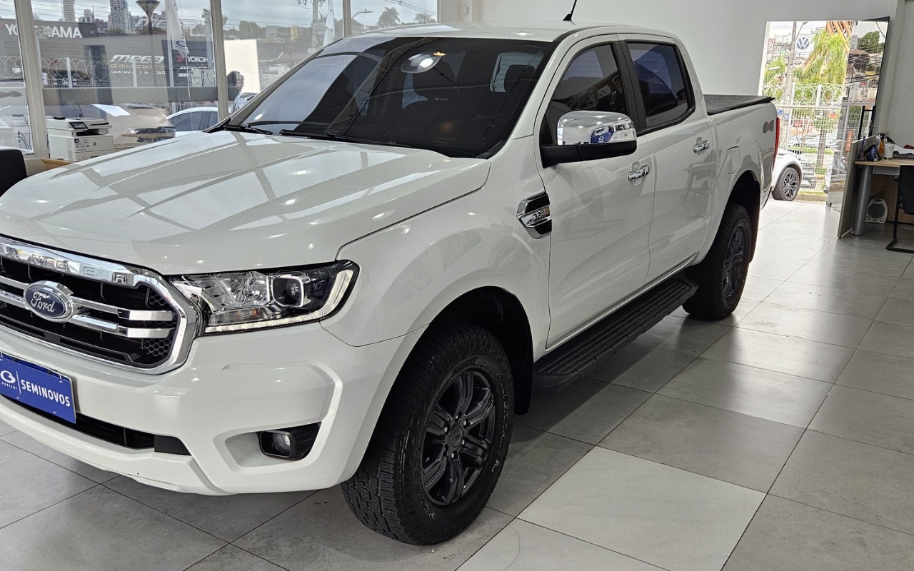 imagem-https://www.socarrao.com.br/sc-vehicle-images-prod/3994535/1789995929856-MDlmOWEwMjUtZDZkZC00YTk3LTlkMzYtNjAyZjk2ZTM2MTc1LmpwZWc.jpeg