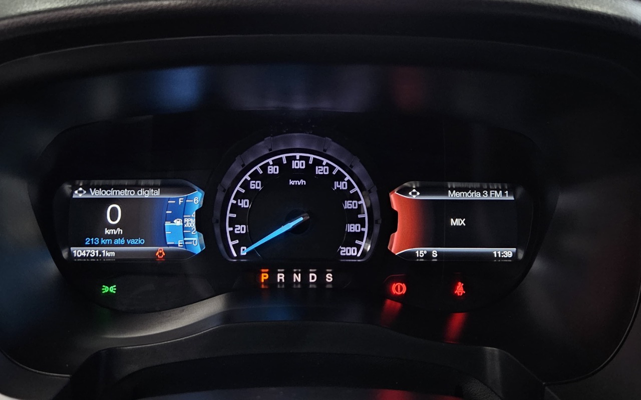 imagem-https://www.socarrao.com.br/sc-vehicle-images-prod/3994535/1789995932134-ODc2ODNlYTAtNDNkNi00NDg0LWEyNGEtZDY0YThlNjY5OTVkLmpwZWc.jpeg