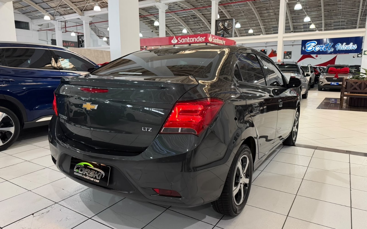 imagem-https://www.socarrao.com.br/sc-vehicle-images-prod/3994537/1789995946309-ZjE0N2VjODEtMGZhNC00ZTE2LWExZjYtNzBjYjkyOTM3OTU5LmpwZWc.jpeg