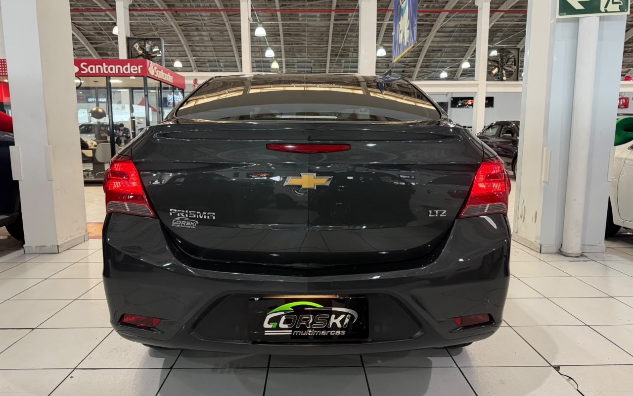 imagem-https://www.socarrao.com.br/sc-vehicle-images-prod/3994537/1789995946408-YWU0ODM0NzItMzI5ZC00MWE0LTljMjktOWY3MjdkNjhjYzU2LmpwZWc.jpeg