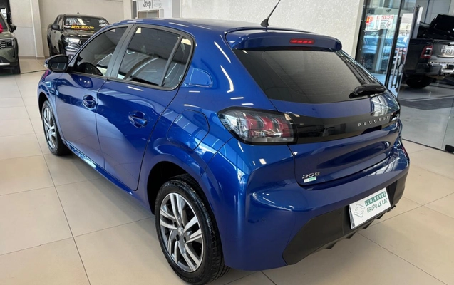 imagem-https://www.socarrao.com.br/sc-vehicle-images-prod/3994554/1789996007990-vehicle_image_1789995940_4e51bdbbdc97bf087f833cc933e1c8ab.jpeg