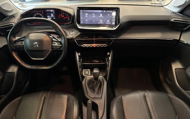 imagem-https://www.socarrao.com.br/sc-vehicle-images-prod/3994554/1789996007995-vehicle_image_1789995945_bd1010f612cbc479daa76991a98c0ecb.jpeg