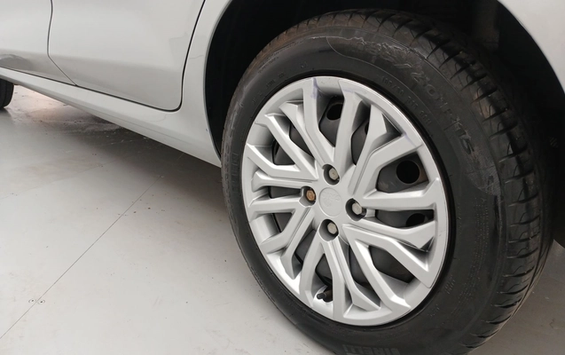imagem-https://www.socarrao.com.br/sc-vehicle-images-prod/3994601/1789996112948-2_100824.jpg