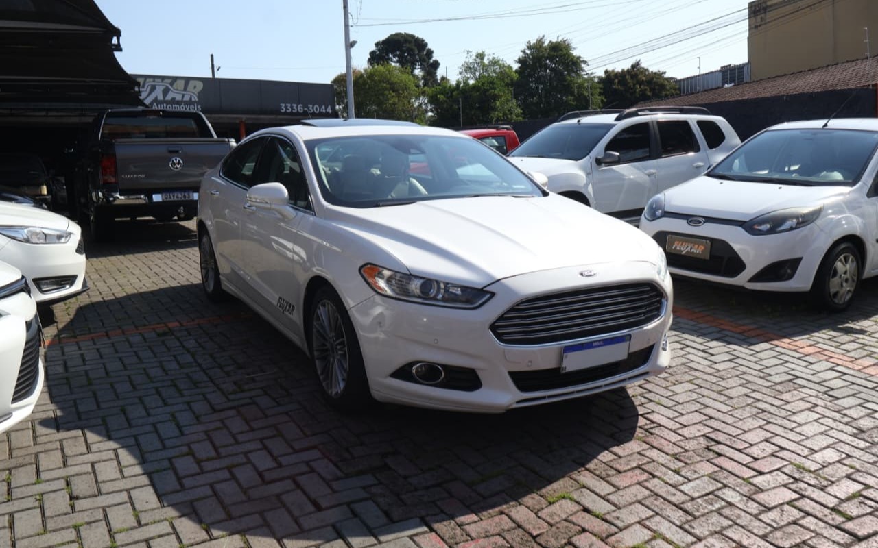 Ford Fusion 2015 Branco — foto 1 de 3