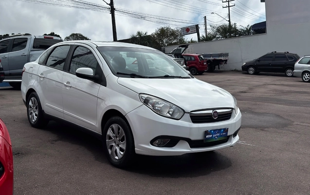 imagem-https://www.socarrao.com.br/sc-vehicle-images-prod/3994784/1789996466421-ZTFmMGJkNzMtMTllNS00OWQ2LThmNGUtYjRjM2RjNWFkYjUyLmpwZWc.jpeg
