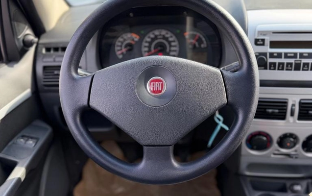 imagem-https://www.socarrao.com.br/sc-vehicle-images-prod/3994825/1789996536725-69436ab12d31b944d.jpg