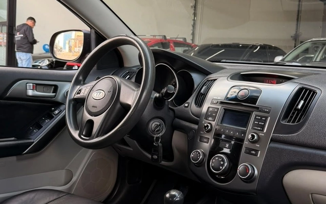 imagem-https://www.socarrao.com.br/sc-vehicle-images-prod/3994978/1789996851141-gb-86de764.jpeg