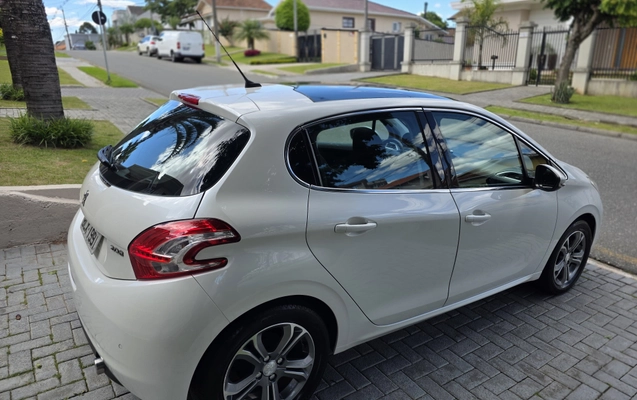 imagem-https://www.socarrao.com.br/sc-vehicle-images-prod/3995503/1789997664188-60c0bb51-a1a3-42f6-b8f6-6308e618fc49.jpeg