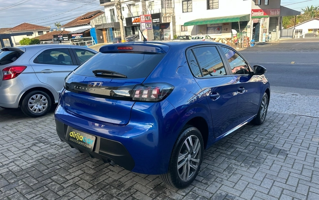 imagem-https://www.socarrao.com.br/sc-vehicle-images-prod/3995698/1789998159582-67de9550-f9f8-450b-bdb1-e076cc456722.jpeg