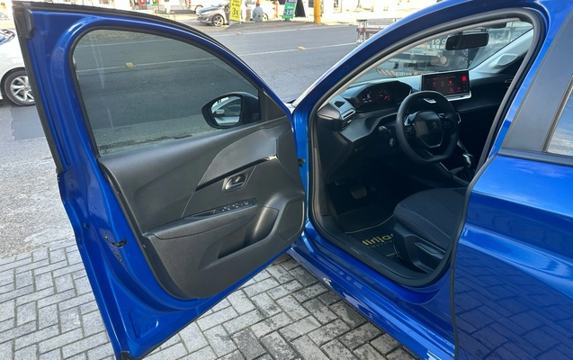 imagem-https://www.socarrao.com.br/sc-vehicle-images-prod/3995698/1789998159586-25c8f183-1599-4839-955e-e2241cd880ce.jpeg