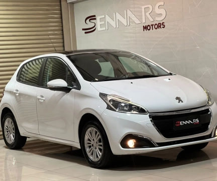 Peugeot 208 2017 Branco — foto 1 de 3