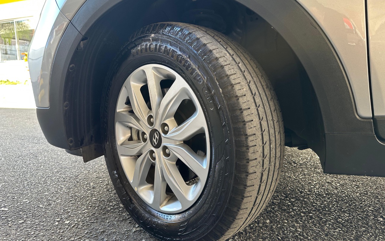 imagem-https://www.socarrao.com.br/sc-vehicle-images-prod/3995740/1789998221355-MjI3MTg3MjgtYTI2Zi00ZDhmLWJkMGYtMmI4NTU5N2ViOTEyLmpwZWc.jpeg